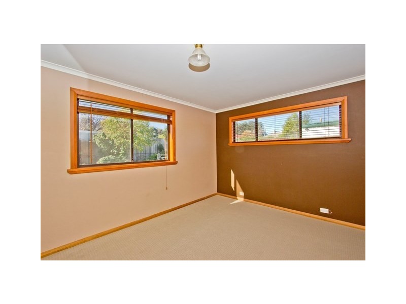 1 Kertch Road, St Leonards TAS 7250