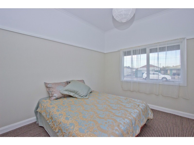 8 Howard Street, Invermay TAS 7248