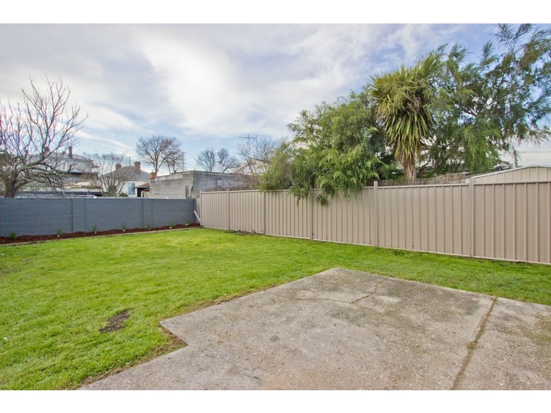 8 Howard Street, Invermay TAS 7248