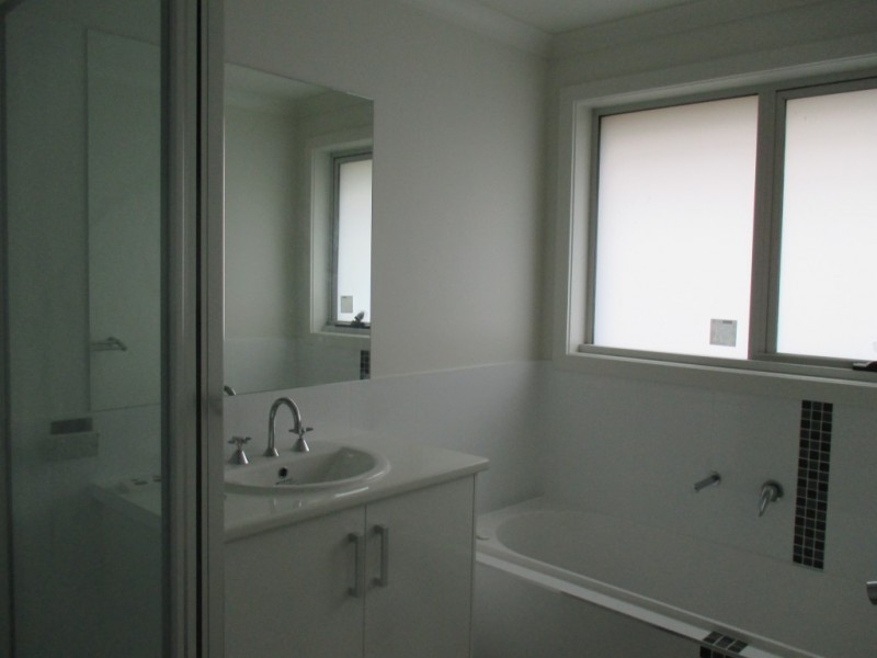 7 Statesman Place, Newnham TAS 7248
