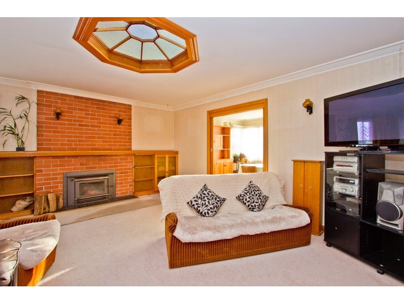 14 Ronneby Road, Newnham TAS 7248