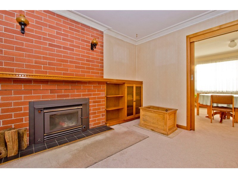 14 Ronneby Road, Newnham TAS 7248