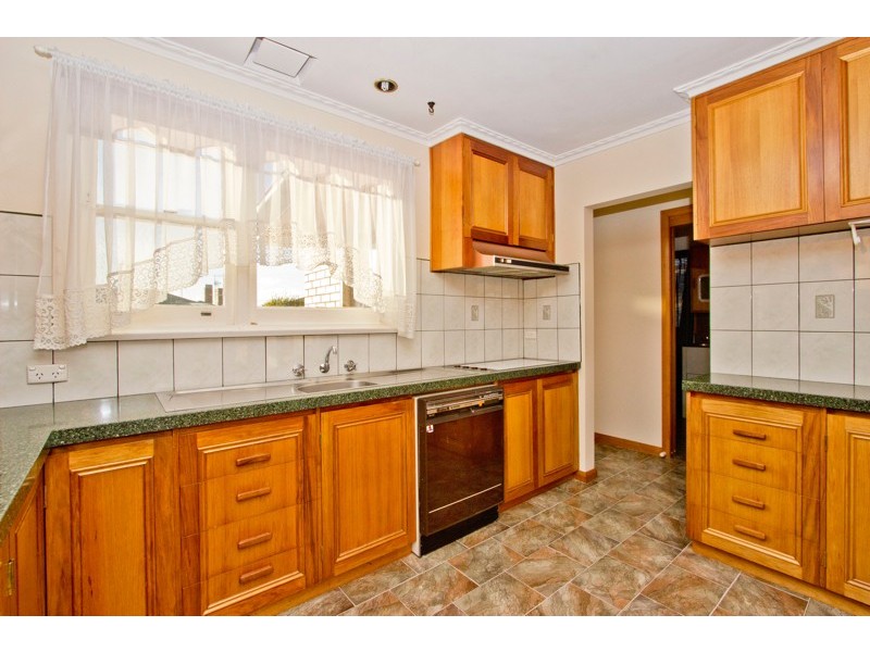 14 Ronneby Road, Newnham TAS 7248