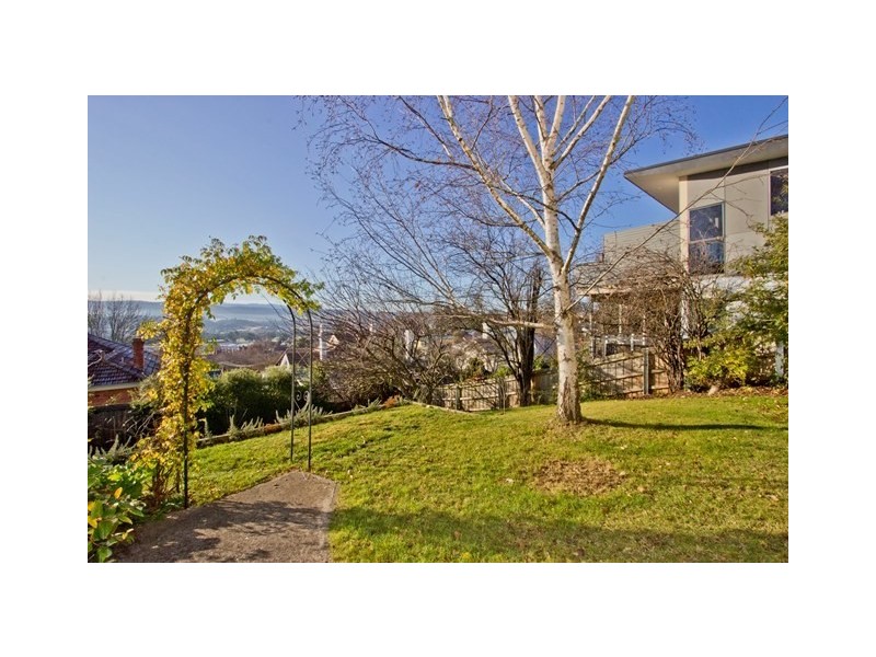 5 Lanoma Street, East Launceston TAS 7250