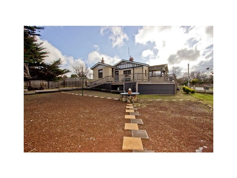 15 Queen Street, Campbell Town TAS 7210