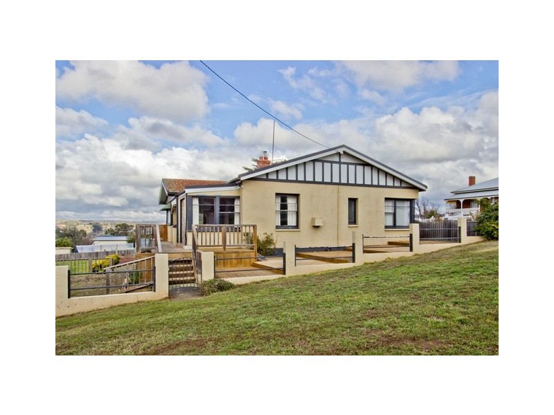 15 Queen Street, Campbell Town TAS 7210