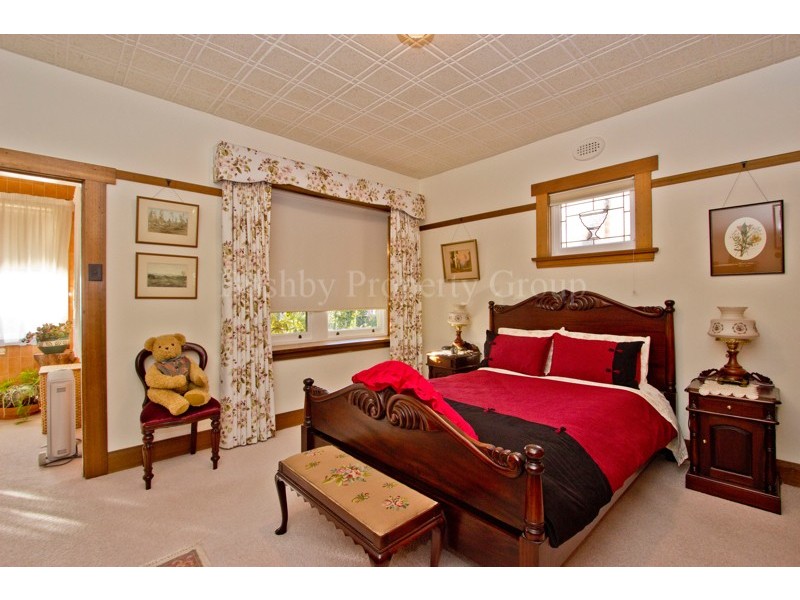 2 Punchbowl Road, Kings Meadows TAS 7249