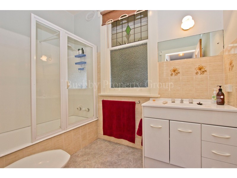 2 Punchbowl Road, Kings Meadows TAS 7249