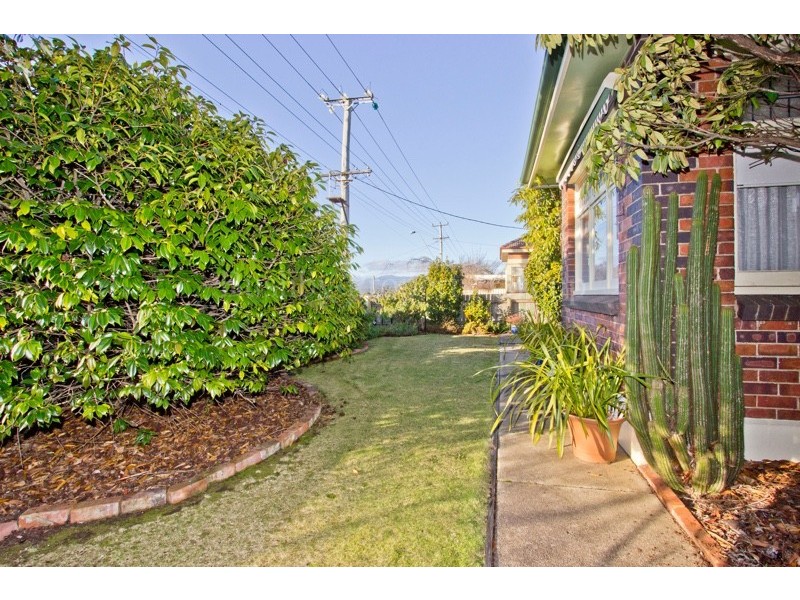 2 Punchbowl Road, Kings Meadows TAS 7249