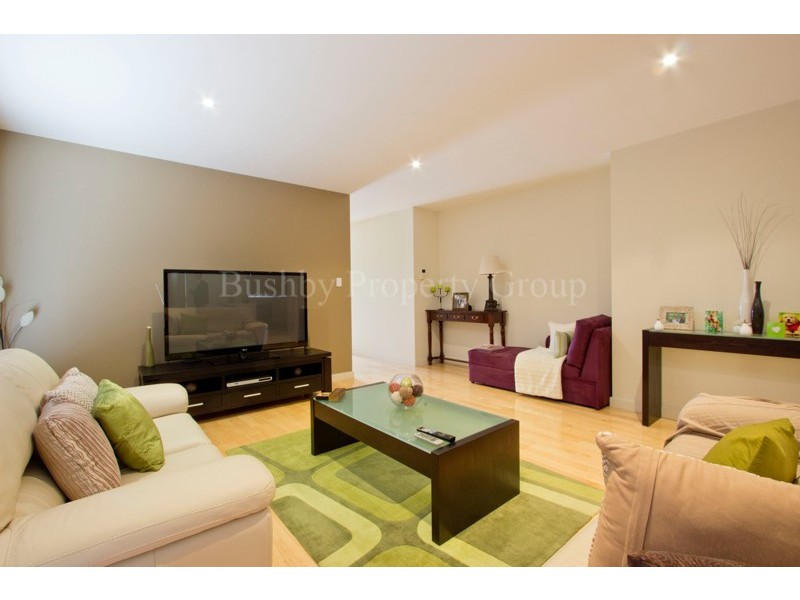 2/7 St James Close, Newstead TAS 7250