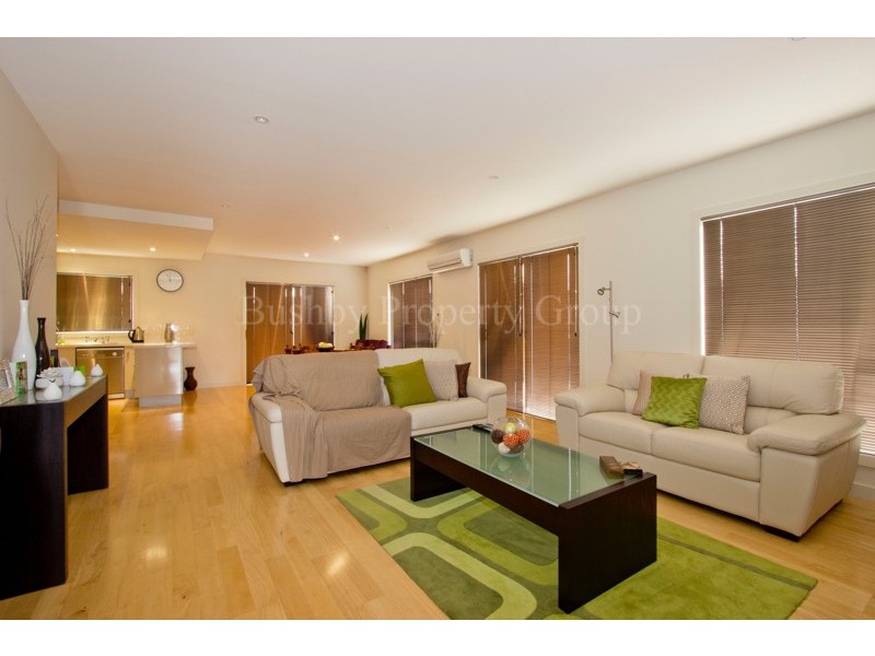 2/7 St James Close, Newstead TAS 7250