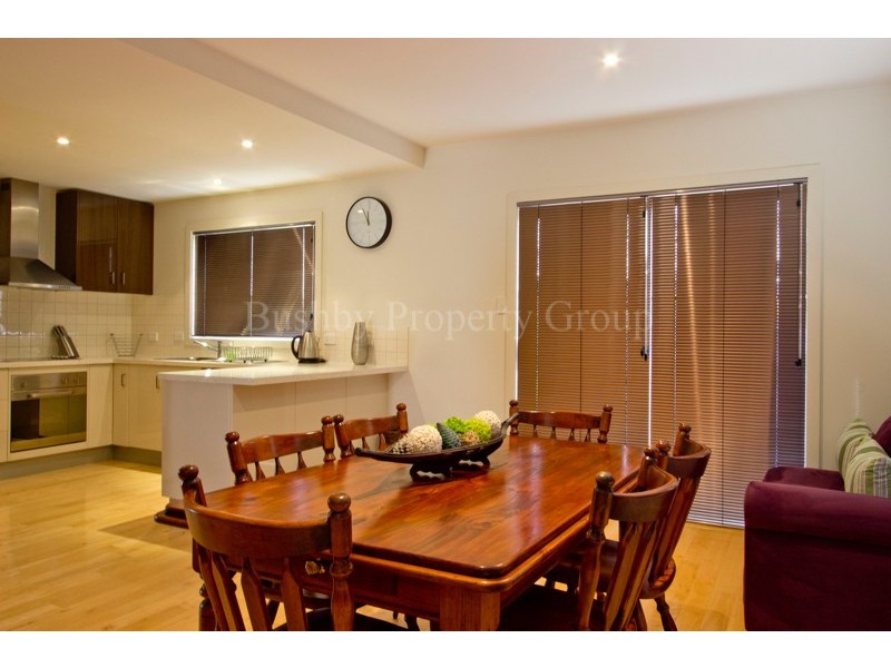 2/7 St James Close, Newstead TAS 7250