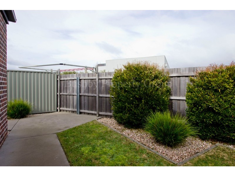 2/7 St James Close, Newstead TAS 7250