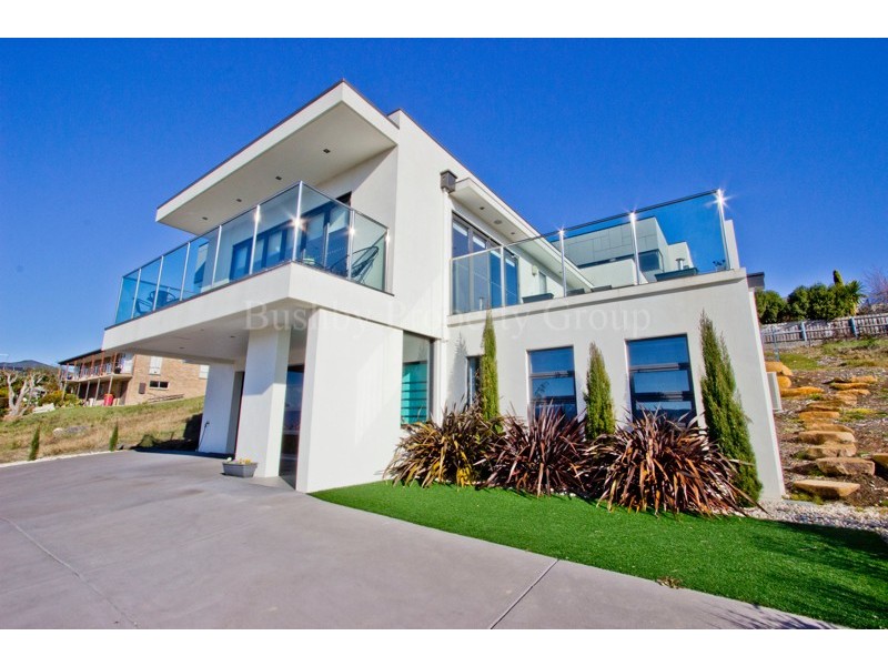 37a Floreat Crescent, Trevallyn TAS 7250