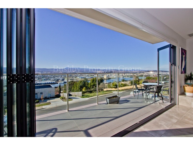 37a Floreat Crescent, Trevallyn TAS 7250
