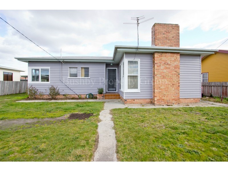 6 Trueman Crescent, Mowbray TAS 7248