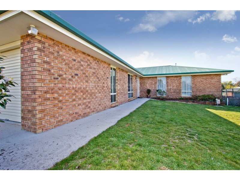 40 Bimbimbi Avenue, Prospect Vale TAS 7250