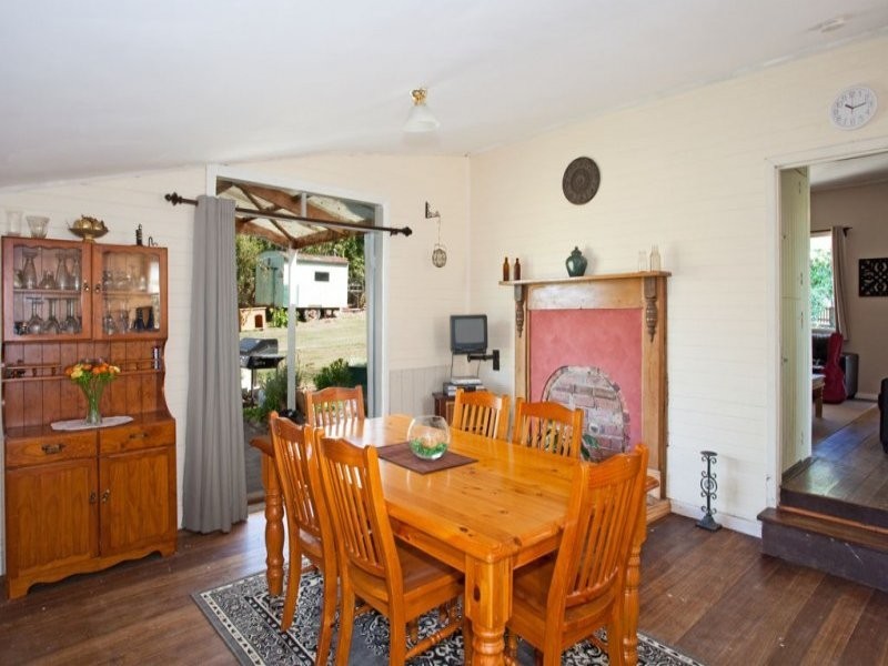 81 Station Road, Lilydale TAS 7268