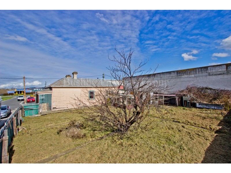 9 Northcote Street, Invermay TAS 7248