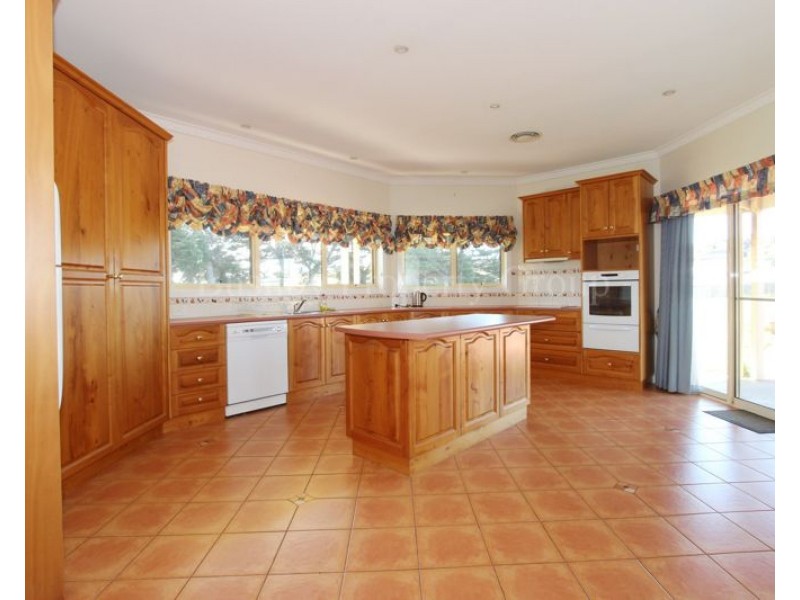 200b Alanvale Road, Newnham TAS 7248