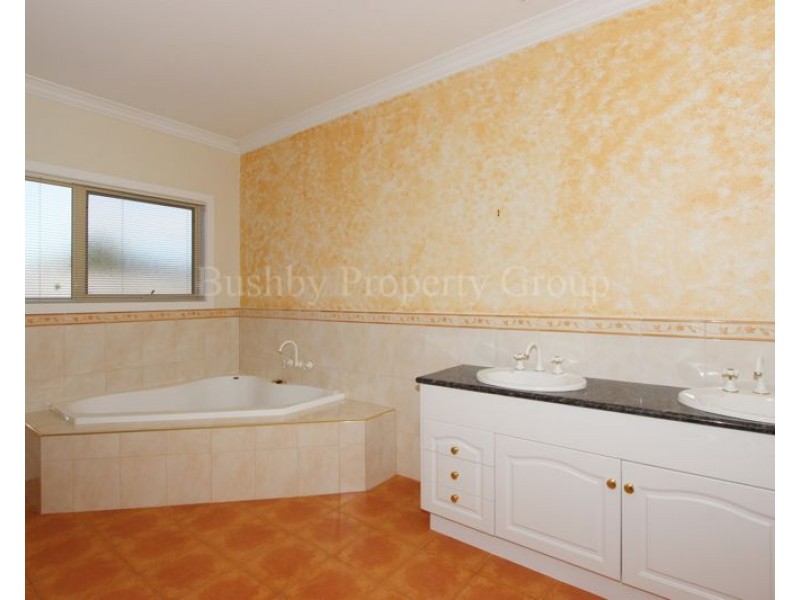 200b Alanvale Road, Newnham TAS 7248