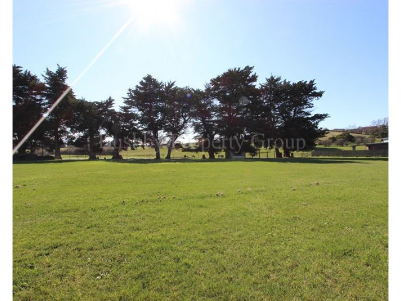 200b Alanvale Road, Newnham TAS 7248