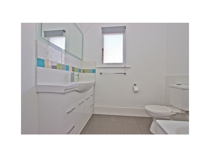 10 Mangin Street, Mowbray TAS 7248