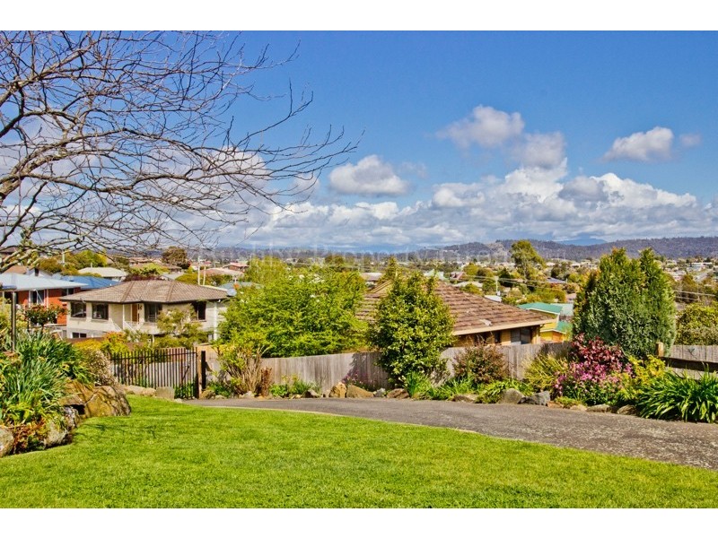 30 Henrietta Grove, West Launceston TAS 7250
