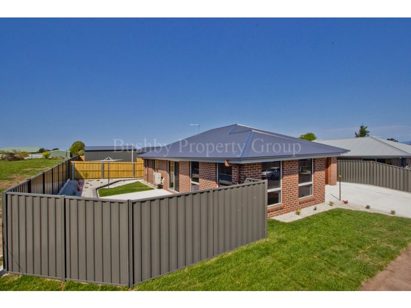 2/10 Shervan Court, Perth TAS 7300
