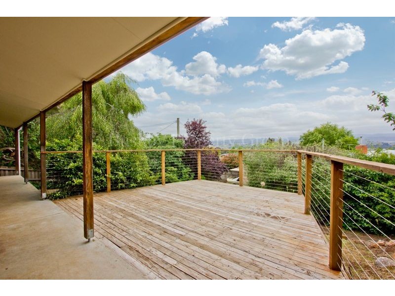 9 Pitten Crief, Riverside TAS 7250