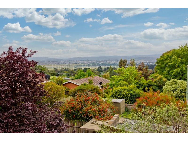 9 Pitten Crief, Riverside TAS 7250