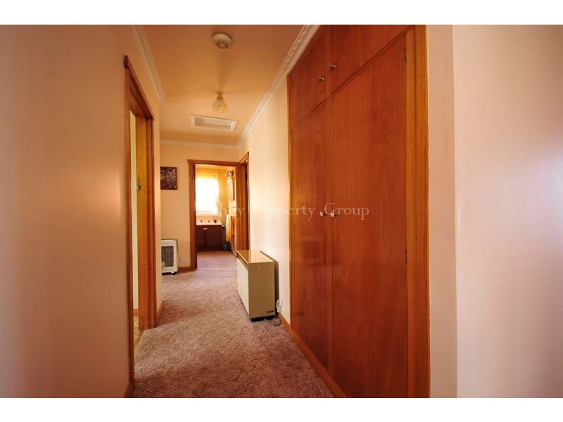 10 Karpaty Avenue., Newnham TAS 7248