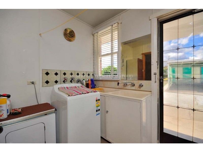 10 Karpaty Avenue., Newnham TAS 7248