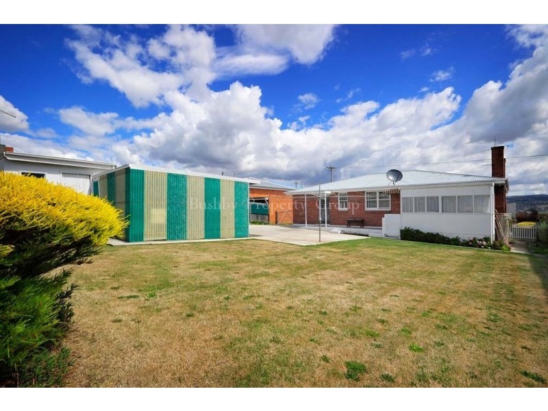 10 Karpaty Avenue., Newnham TAS 7248