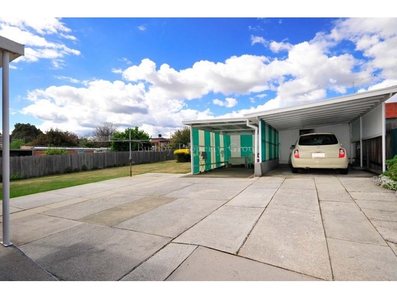 10 Karpaty Avenue., Newnham TAS 7248