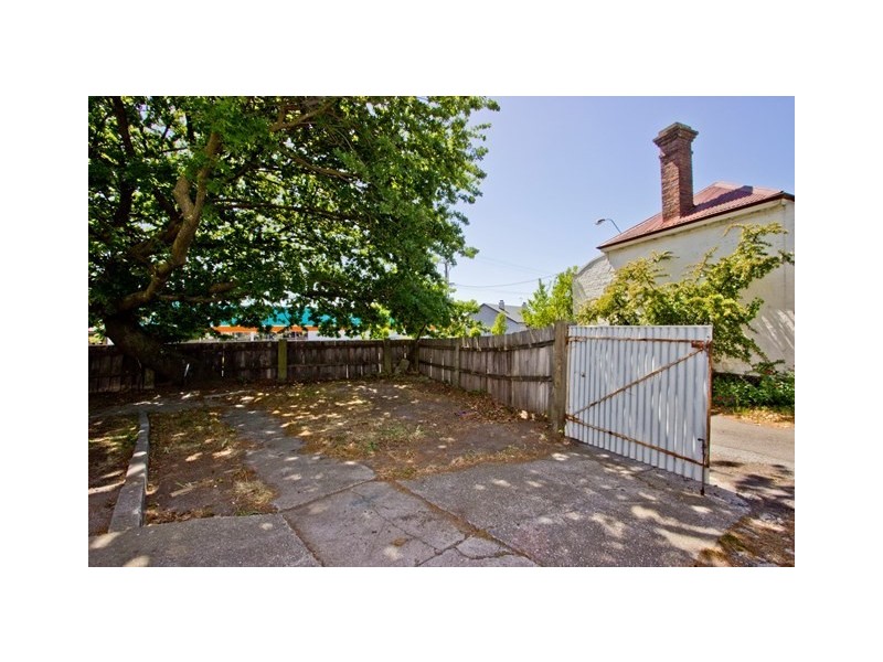 25 Lawrence Street, Launceston TAS 7250