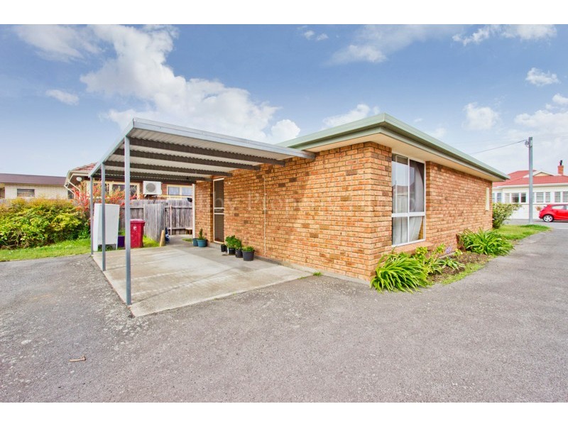 1/64 Haig Street., Mowbray TAS 7248