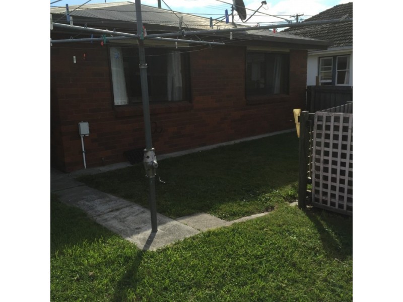 1/4 Luck Street, Mowbray TAS 7248