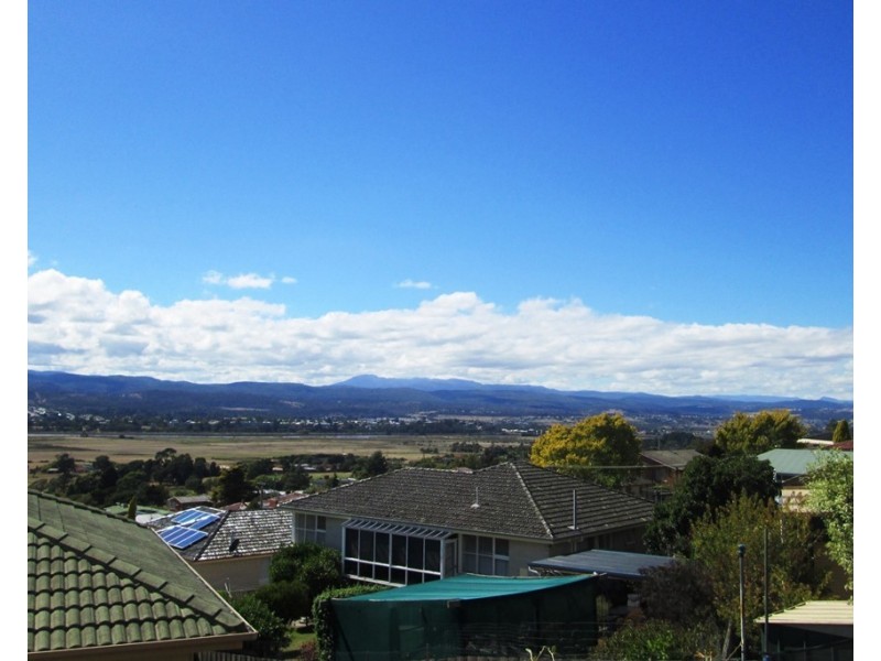 4/48 Andrea Place, Riverside TAS 7250