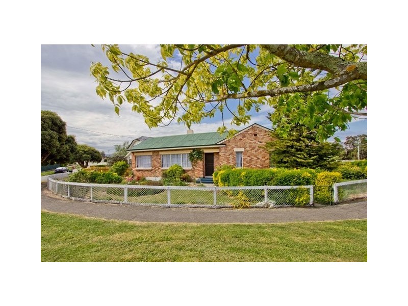 2 Birch Avenue, Newstead TAS 7250