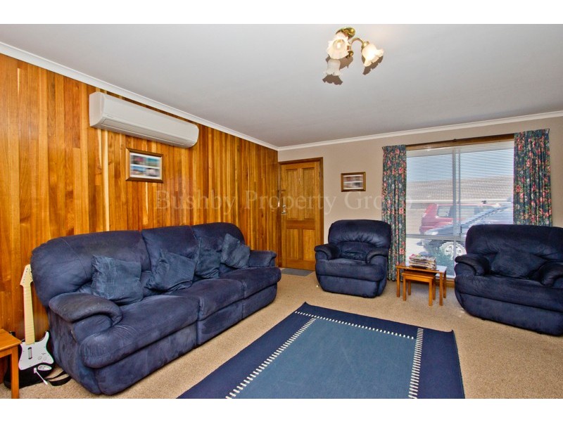 2/12 Drysdale Court, Newnham TAS 7248