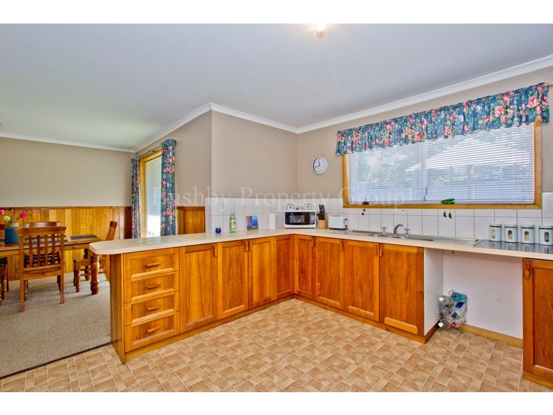 2/12 Drysdale Court, Newnham TAS 7248