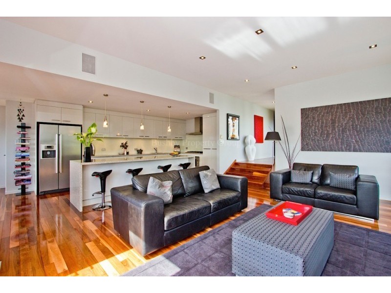 28 Whitford Grove, Trevallyn TAS 7250