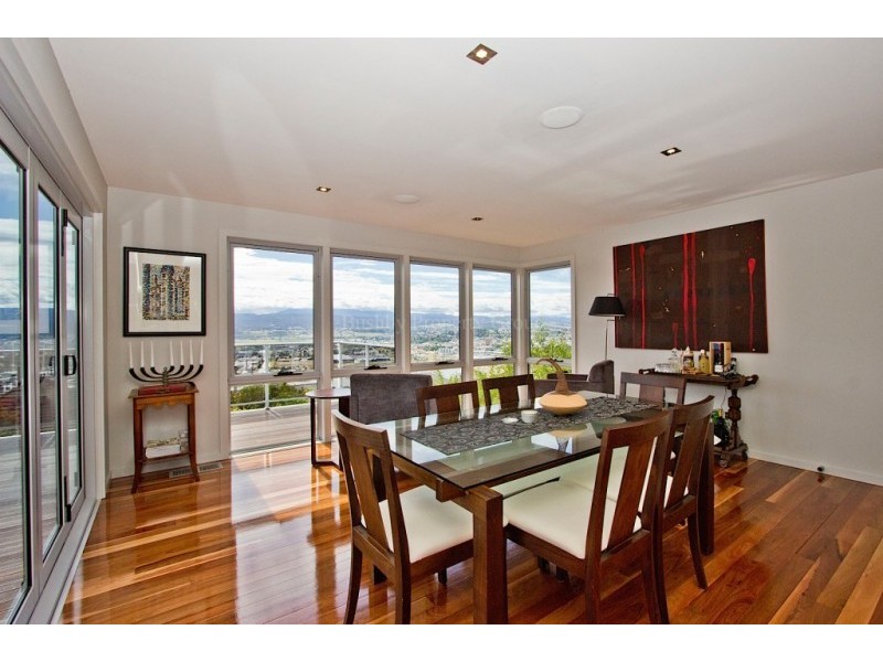 28 Whitford Grove, Trevallyn TAS 7250