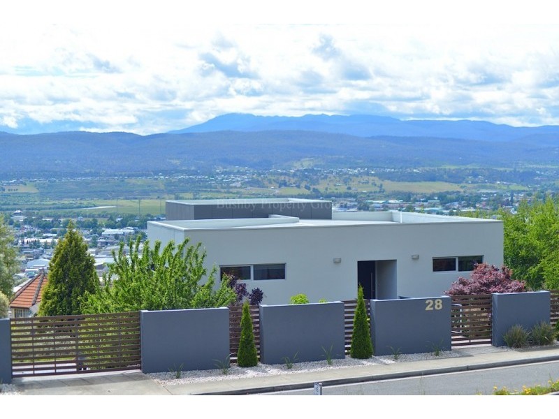 28 Whitford Grove, Trevallyn TAS 7250