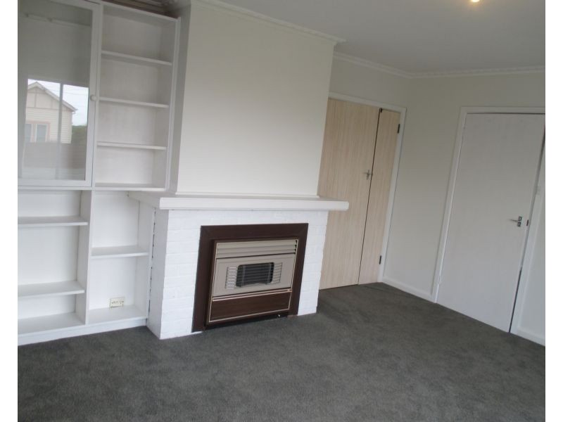 30 Button Street, Mowbray TAS 7248