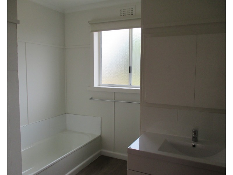 30 Button Street, Mowbray TAS 7248