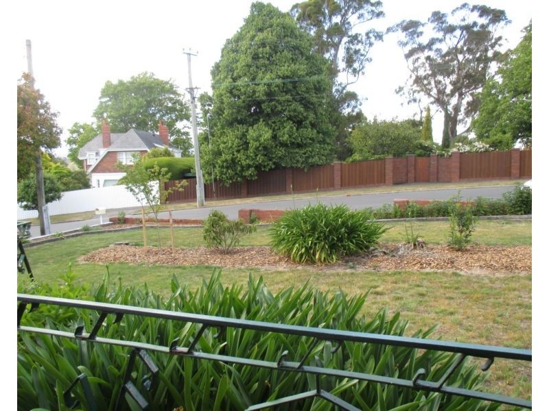 35 Gascoyne Street, Kings Meadows TAS 7249