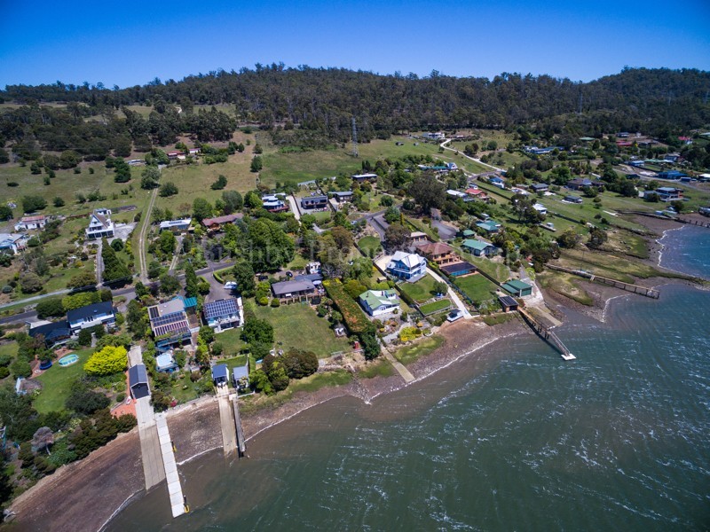 28 Rosevears Drive, Lanena TAS 7275