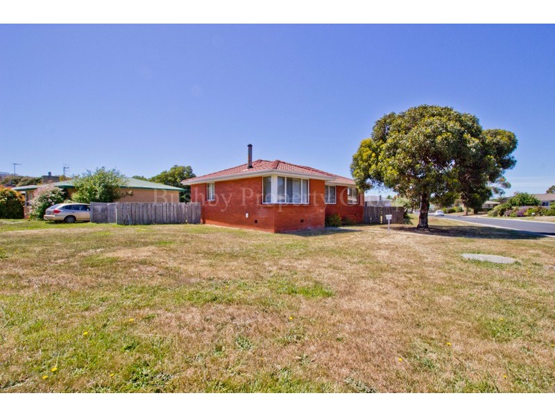 76 Warring Street, Ravenswood TAS 7250